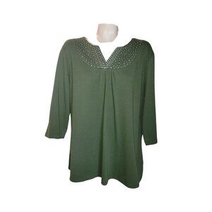 Quacker Factory Womens 1X Green Pullover Top Rhinestone Embellished Yoke momcore
